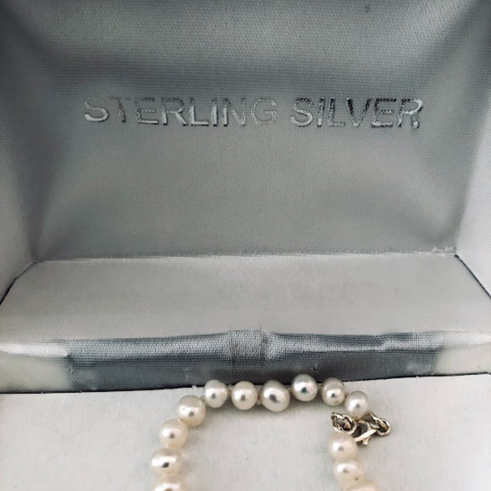 Freshwater Pearl Set: Necklace, Bracelet & Earring - Picture 6 of 10